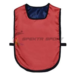 Купить Манишка футбольная двусторонняя универсальная Spektr Sport красно-синяя в Котовске 
